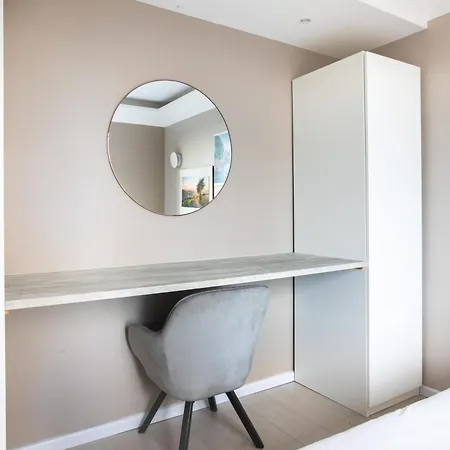 Appartement Le Tassigny à 2mn Du Centre Avec Parking